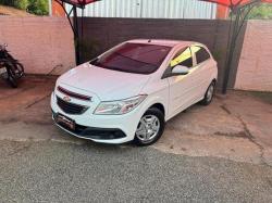 CHEVROLET Onix Hatch 1.0 4P FLEX LT