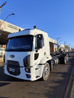 FORD Cargo 1933 TETO ALTO CNL