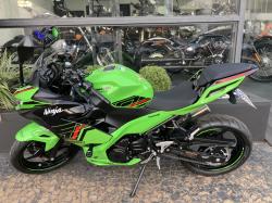 KAWASAKI Ninja 400 