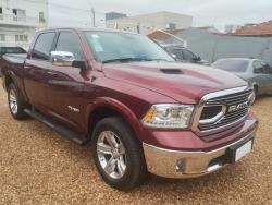 RAM 1500 5.7 V8 CLASSIC LARAMIE CABINE DUPLA 4X4 AUTOMTICO