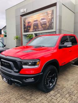 RAM 1500 5.7 V8 REBEL CABINE DUPLA 4X4 AUTOMTICO