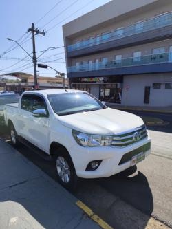 TOYOTA Hilux Caminhonete 2.8 16V SRV 4X4 DIESEL CABINE DUPLA AUTOMTICO