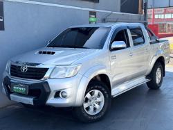 TOYOTA Hilux Caminhonete 3.0 4P SRV DIESEL CABINE DUPLA