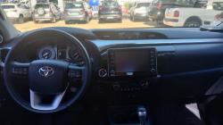 TOYOTA Hilux Caminhonete 2.8 16V SRX 4X4 TURBO DIESEL CABINE DUPLA AUTOMTICO