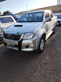 TOYOTA Hilux Caminhonete 3.0 16V 4P 4X4 SRV TURBO DIESEL CABINE DUPLA AUTOMTICO