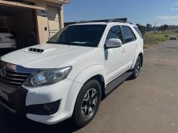 TOYOTA Hilux SW4 2.7 16V 4P SR AUTOMTICO