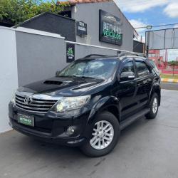 TOYOTA Hilux SW4 3.0 16V 4P SRV 4X4 7 LUGARES TURBO DIESEL AUTOMTICO