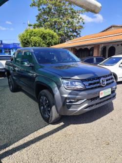 VOLKSWAGEN Amarok 3.0 V6 CABINE DUPLA HIGHLINE 4X4 TURBO INTERCOOLER AUTOMTICO