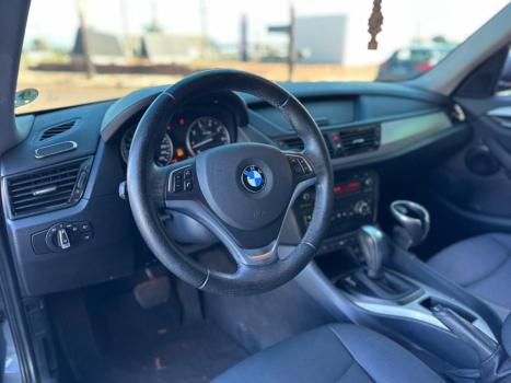 BMW X1 2.0 16V 4P 18I S DRIVE AUTOM�TICO, Foto 11