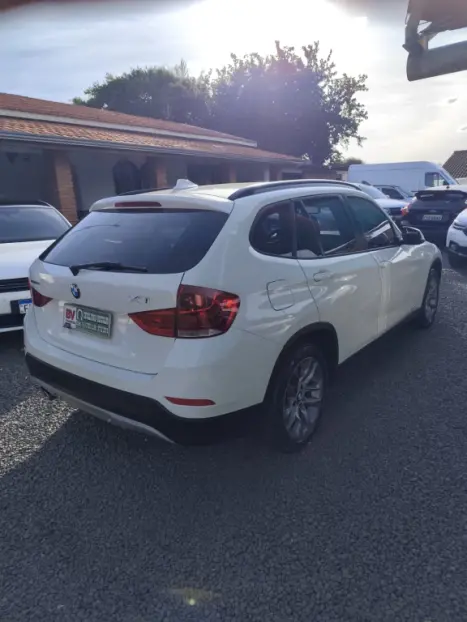 BMW X1 2.0 16V 4P S DRIVE 20I AUTOM�TICO, Foto 9