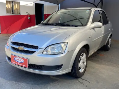 CHEVROLET Classic Sedan 1.0 4P VHCE FLEX LS, Foto 3