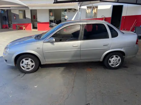 CHEVROLET Classic Sedan 1.0 4P VHCE FLEX LS, Foto 4
