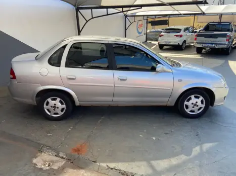 CHEVROLET Classic Sedan 1.0 4P VHCE FLEX LS, Foto 6