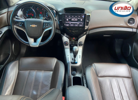 CHEVROLET Cruze Sedan 1.8 16V 4P LTZ ECOTEC FLEX AUTOM�TICO, Foto 9