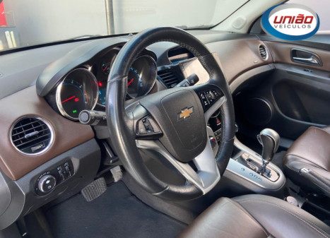 CHEVROLET Cruze Sedan 1.8 16V 4P LTZ ECOTEC FLEX AUTOM�TICO, Foto 12