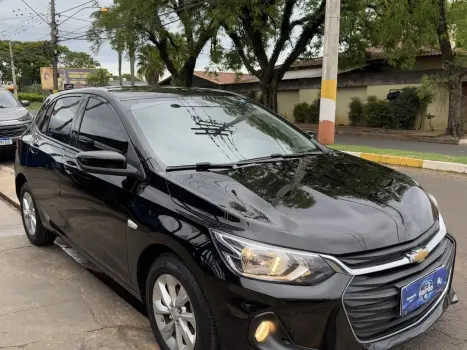 CHEVROLET Onix Hatch , Foto 6