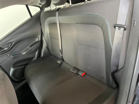 CHEVROLET Onix Hatch 1.4 4P FLEX ADVANTAGE AUTOMTICO, Foto 9