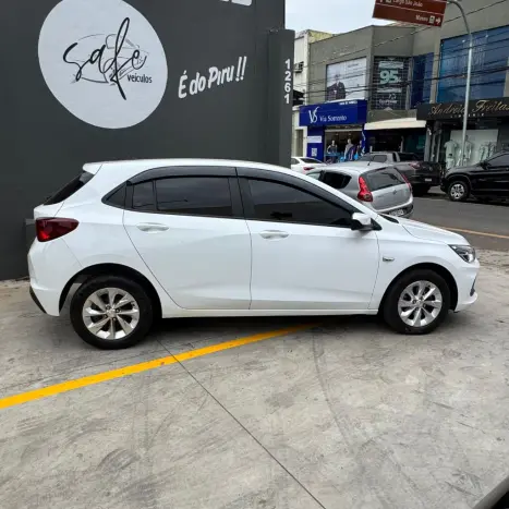 CHEVROLET Onix Hatch 1.4 4P FLEX LTZ, Foto 3 CHEVROLET Onix Hatch 1.4 4P FLEX LTZ, Foto 3