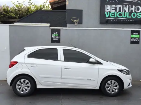CHEVROLET Onix Hatch 1.0 4P FLEX LT, Foto 4