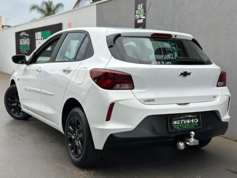 CHEVROLET Onix Hatch 1.0 4P FLEX LT, Foto 3 CHEVROLET Onix Hatch 1.0 4P FLEX LT, Foto 3