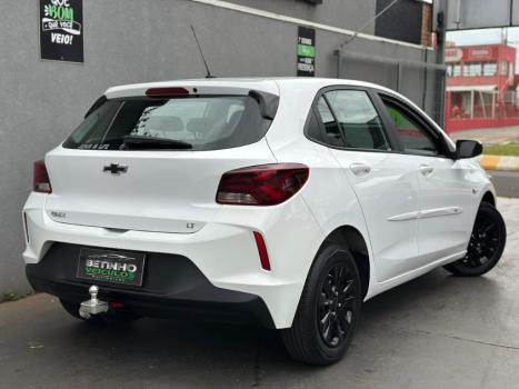 CHEVROLET Onix Hatch 1.0 4P FLEX LT, Foto 4 CHEVROLET Onix Hatch 1.0 4P FLEX LT, Foto 4