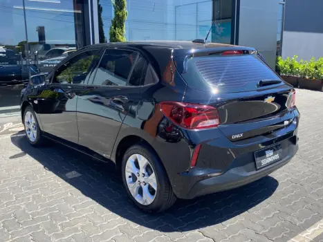 CHEVROLET Onix Hatch 1.0 12V 4P FLEX LTZ TURBO, Foto 6 CHEVROLET Onix Hatch 1.0 12V 4P FLEX LTZ TURBO, Foto 6