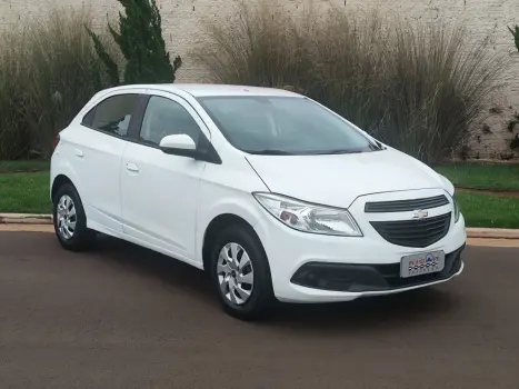 CHEVROLET Onix Hatch 1.0 4P FLEX LS, Foto 1