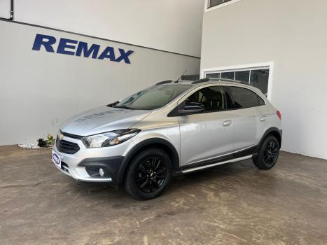 CHEVROLET Onix Hatch 1.4 4P FLEX ACTIV AUTOM�TICO, Foto 2