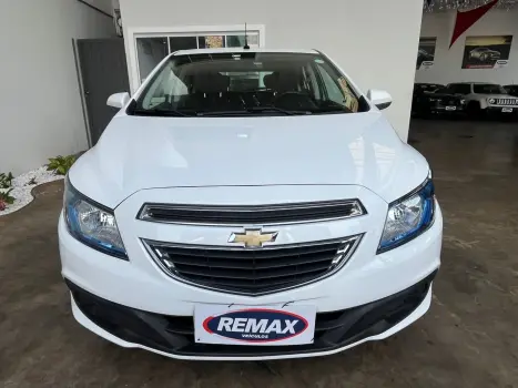 CHEVROLET Onix Hatch 1.4 4P FLEX LT, Foto 6