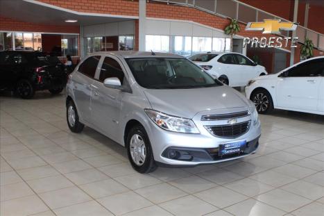 CHEVROLET Onix Hatch 1.0 4P FLEX LT, Foto 3
