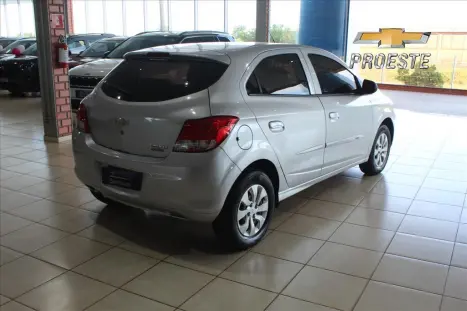 CHEVROLET Onix Hatch 1.0 4P FLEX LT, Foto 8