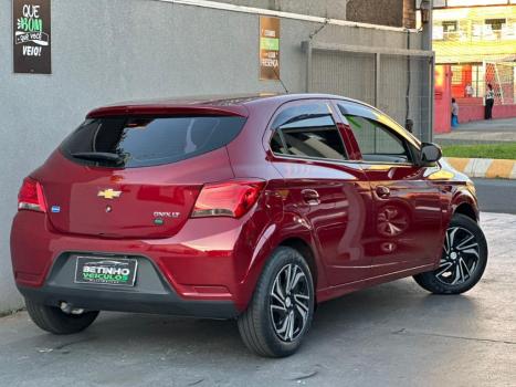 CHEVROLET Onix Hatch 1.0 4P FLEX LT, Foto 4