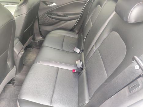 CHEVROLET Onix Hatch 1.0 12V 4P FLEX PREMIER 2 TURBO AUTOM�TICO, Foto 8