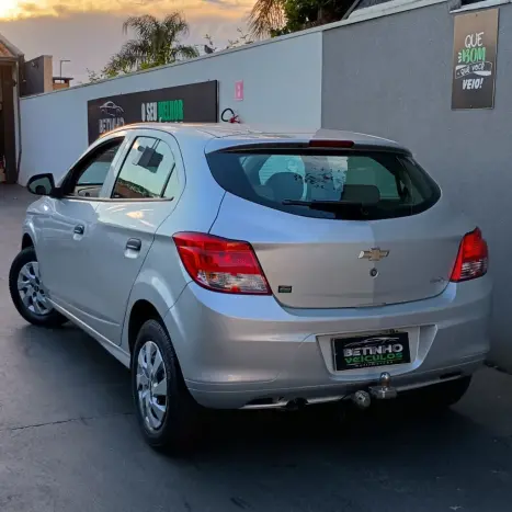 CHEVROLET Onix Hatch 1.0 4P FLEX LS, Foto 3