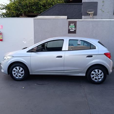 CHEVROLET Onix Hatch 1.0 4P FLEX LS, Foto 5