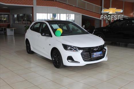 CHEVROLET Onix Hatch 1.0 12V 4P FLEX RS TURBO AUTOM�TICO, Foto 3