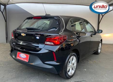 CHEVROLET Onix Hatch 1.0 4P FLEX LTZ TURBO AUTOM�TICO, Foto 4