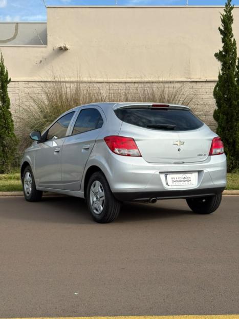 CHEVROLET Onix Hatch 1.0 4P FLEX LT, Foto 6