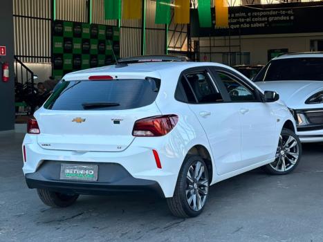 CHEVROLET Onix Hatch 1.4 4P FLEX LT, Foto 4