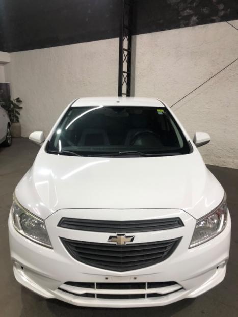 CHEVROLET Onix Hatch 1.0 4P FLEX LS, Foto 3