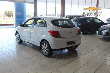 CHEVROLET Onix Hatch 1.4 4P FLEX LT, Foto 7