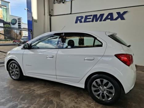 CHEVROLET Onix Hatch 1.4 4P FLEX ACTIV, Foto 4