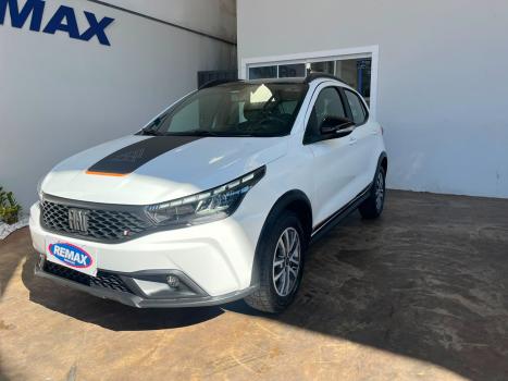 FIAT Argo 1.3 4P FLEX FIREFLY TREKKING AUTOMÁTICO CVT, Foto 4