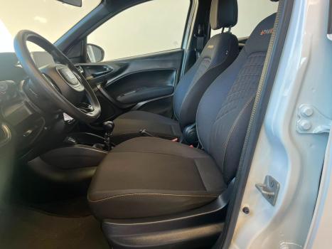 FIAT Argo 1.3 4P FLEX FIREFLY TREKKING AUTOMÁTICO CVT, Foto 10