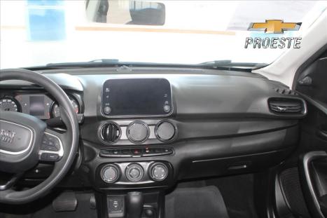 FIAT Cronos 1.3 4P FLEX DRIVE AUTOM�TICO CVT, Foto 4