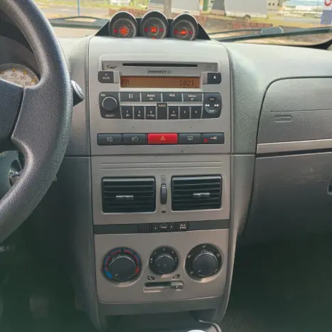 FIAT Idea 1.8 16V 4P ADVENTURE FLEX, Foto 10