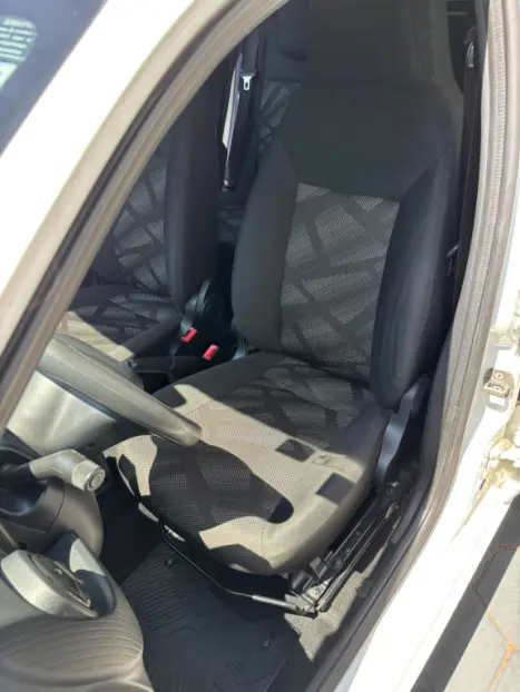 FIAT Mobi 1.0 4P FLEX EVO EASY, Foto 12 FIAT Mobi 1.0 4P FLEX EVO EASY, Foto 12