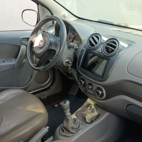 FIAT Palio 1.6 16V 4P FLEX ESSENCE, Foto 9
