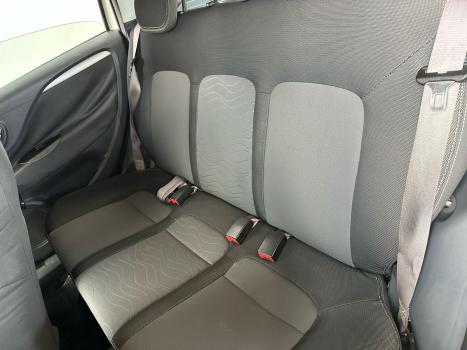 FIAT Punto 1.6 16V 4P ESSENCE FLEX, Foto 7 FIAT Punto 1.6 16V 4P ESSENCE FLEX, Foto 7