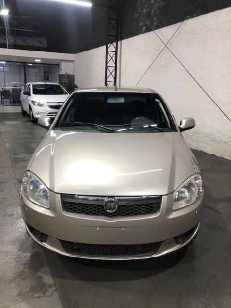FIAT Siena 1.0 4P EL FLEX CELEBRATION, Foto 2